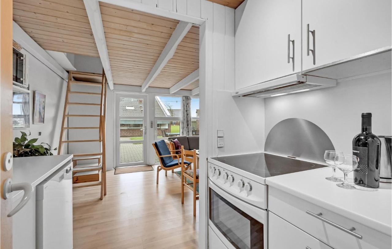 Nice Home In Hemmet With Kitchen Екстериор снимка